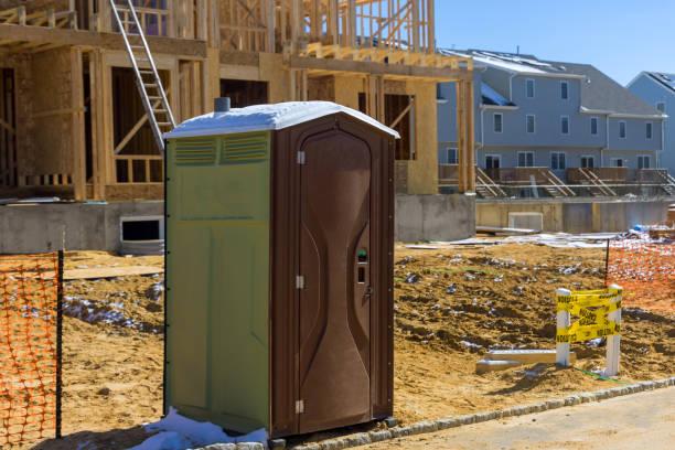Porta potty delivery and setup in Luckey, OH